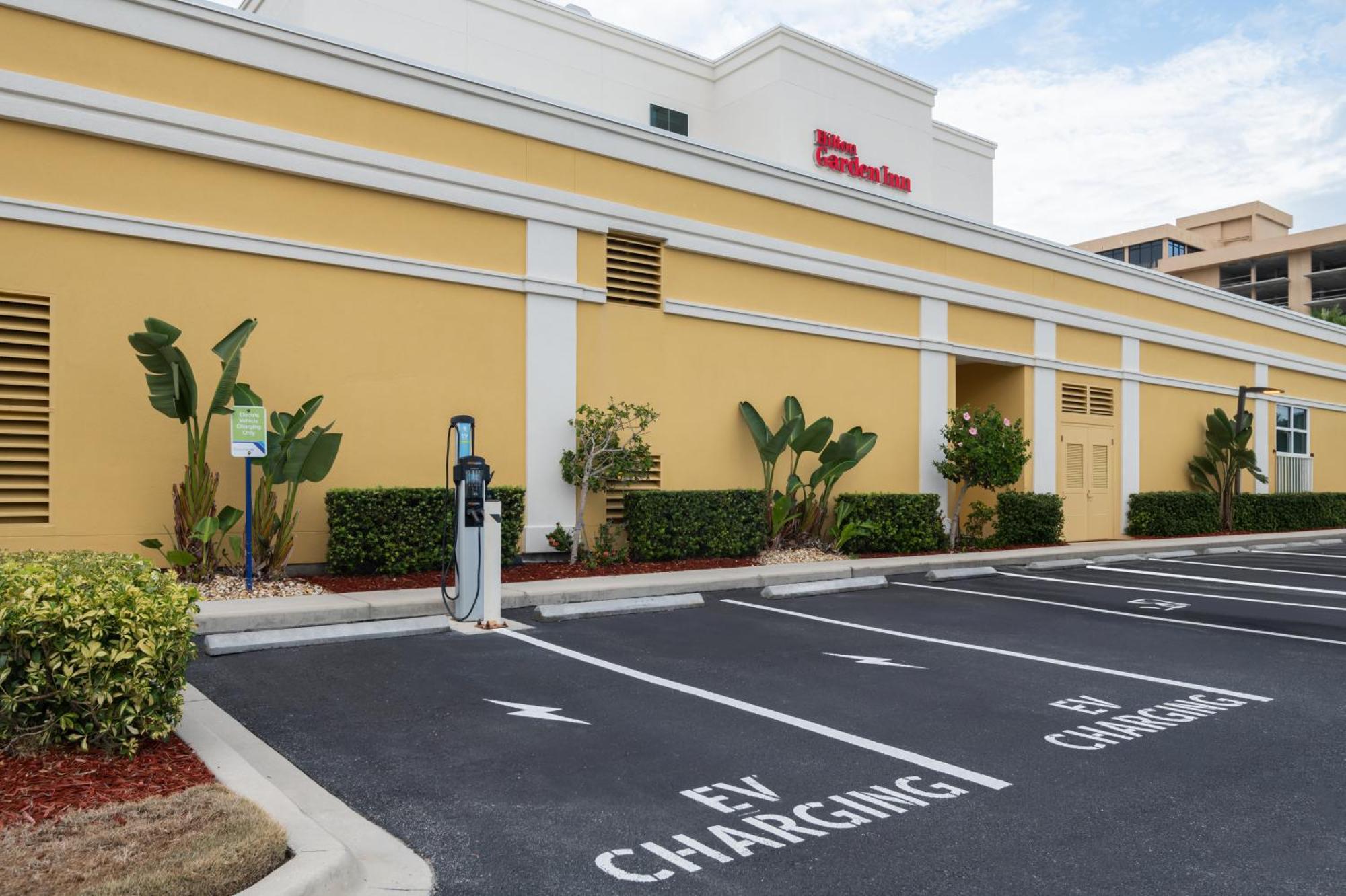Hilton Garden Inn Daytona Beach Oceanfront Buitenkant foto