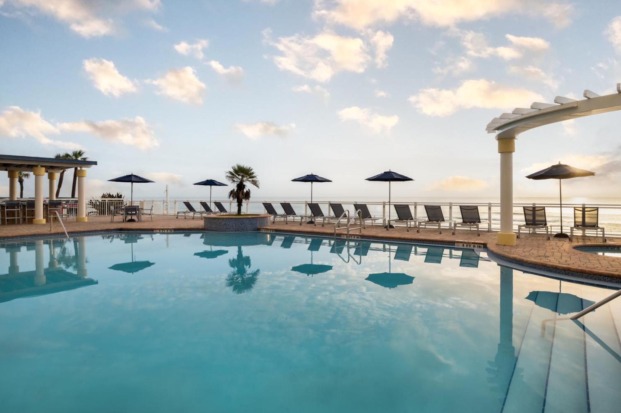 Hilton Garden Inn Daytona Beach Oceanfront Buitenkant foto