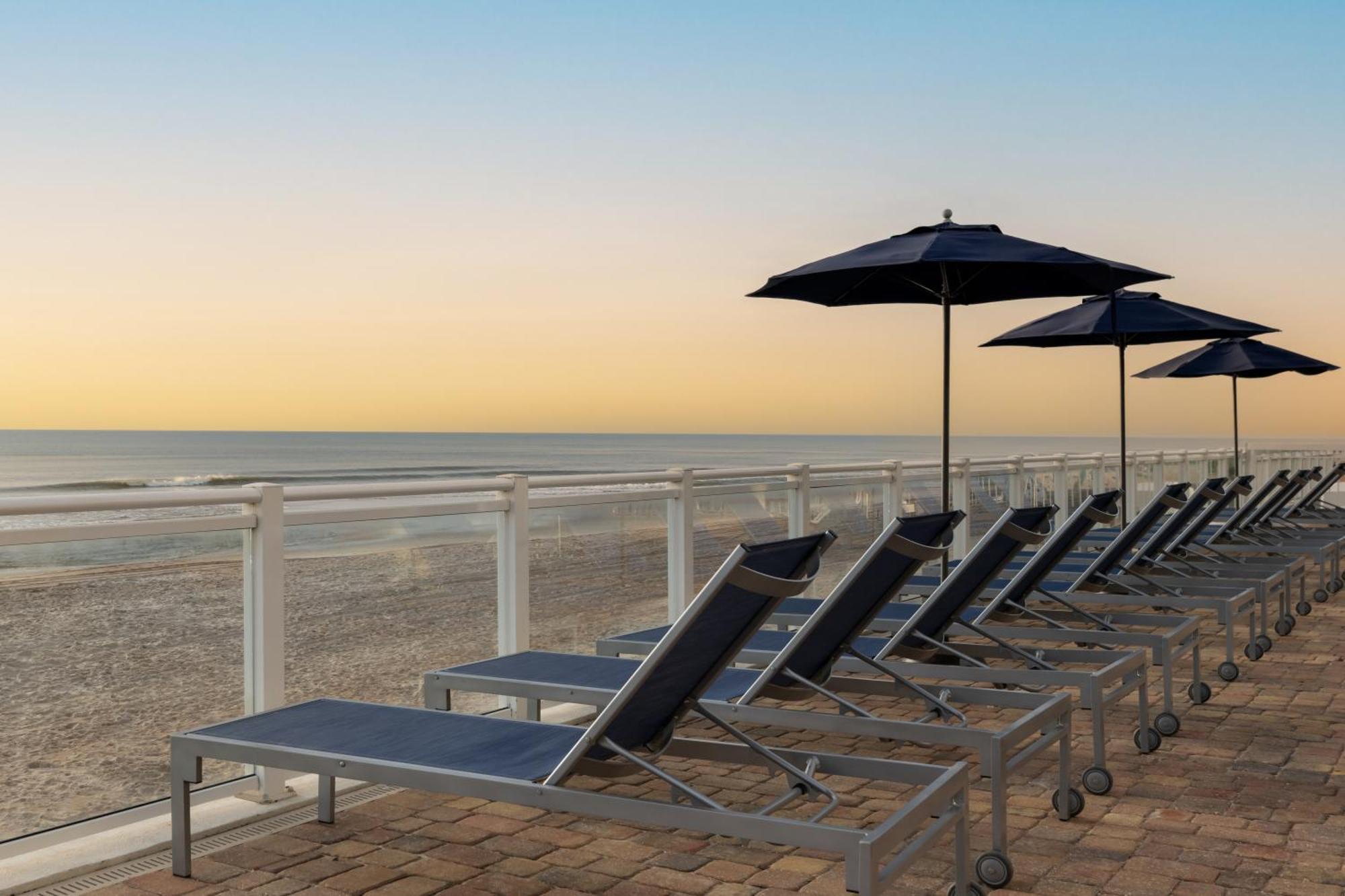 Hilton Garden Inn Daytona Beach Oceanfront Buitenkant foto